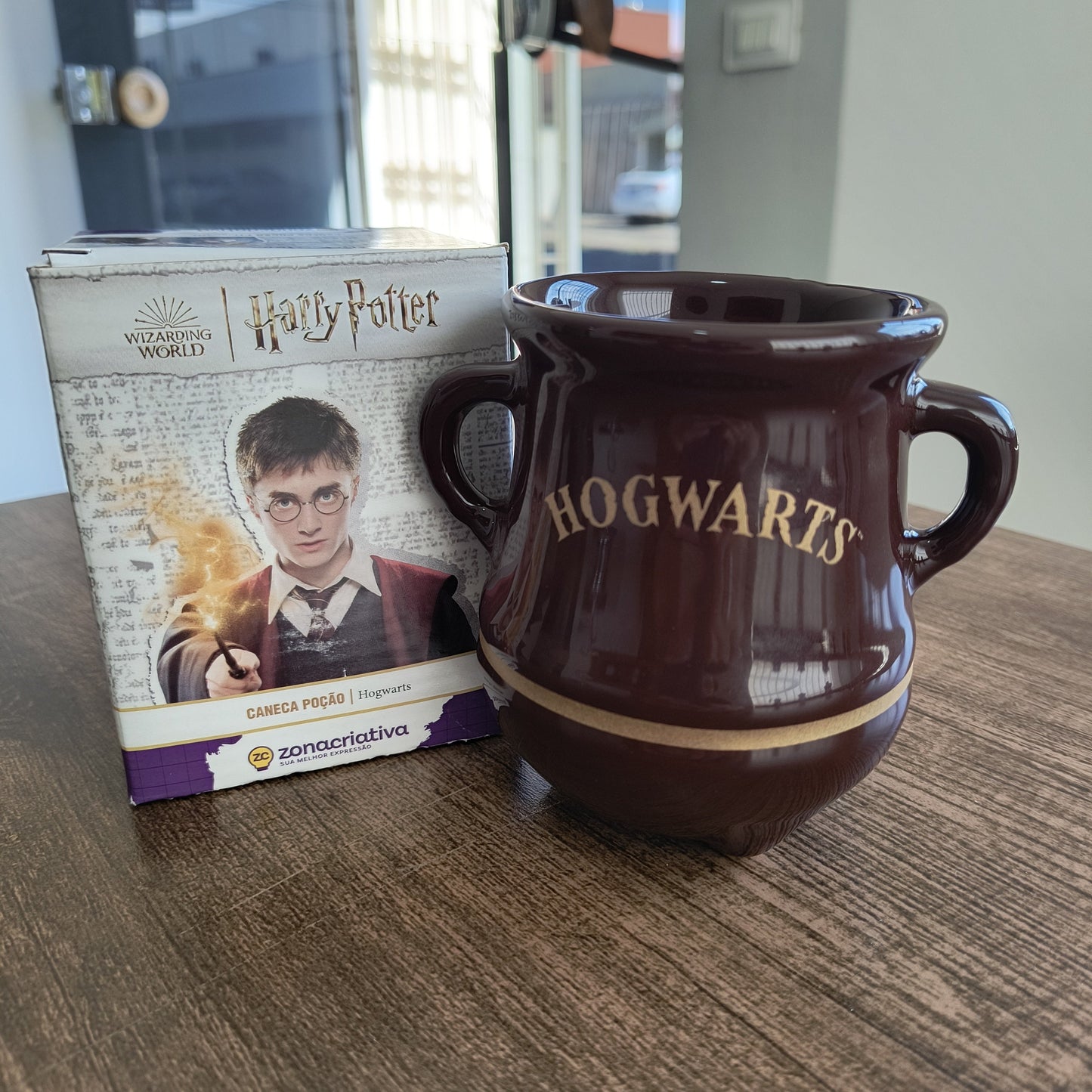 Caneca geek 3D: Harry Potter (caldeirão hogwarts)