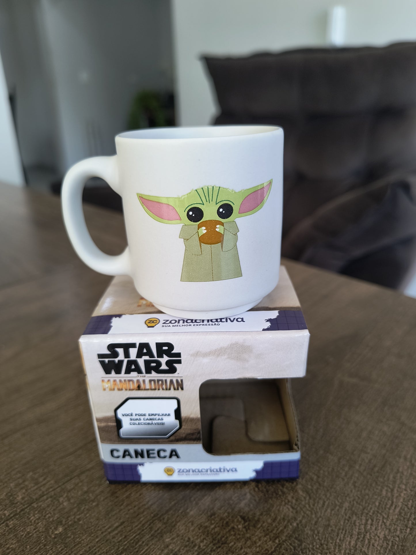 Xícara geek: Star Wars (Baby Yoda)