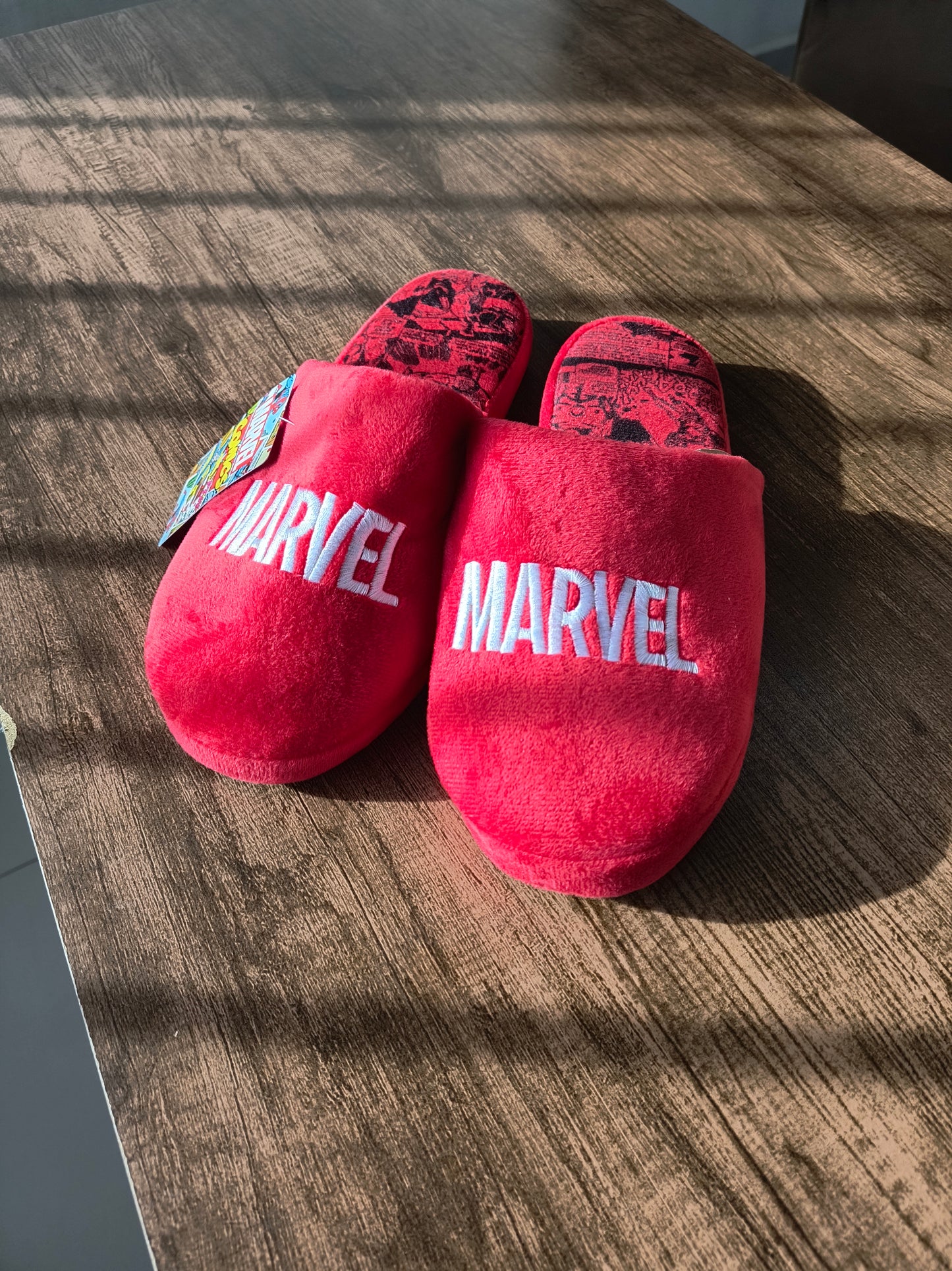 Chinelo de quarto geek: Marvel (Classic)