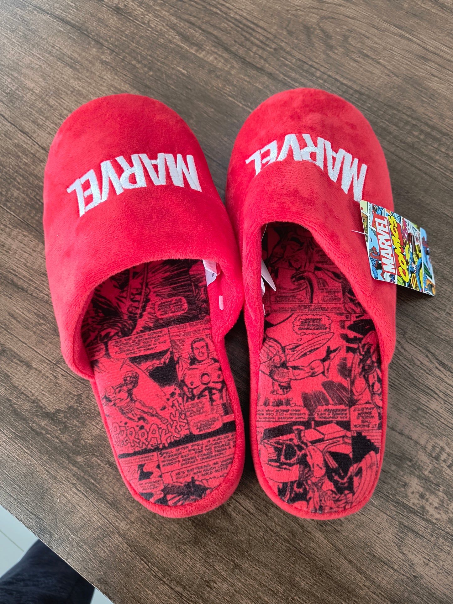 Chinelo de quarto geek: Marvel (Classic)