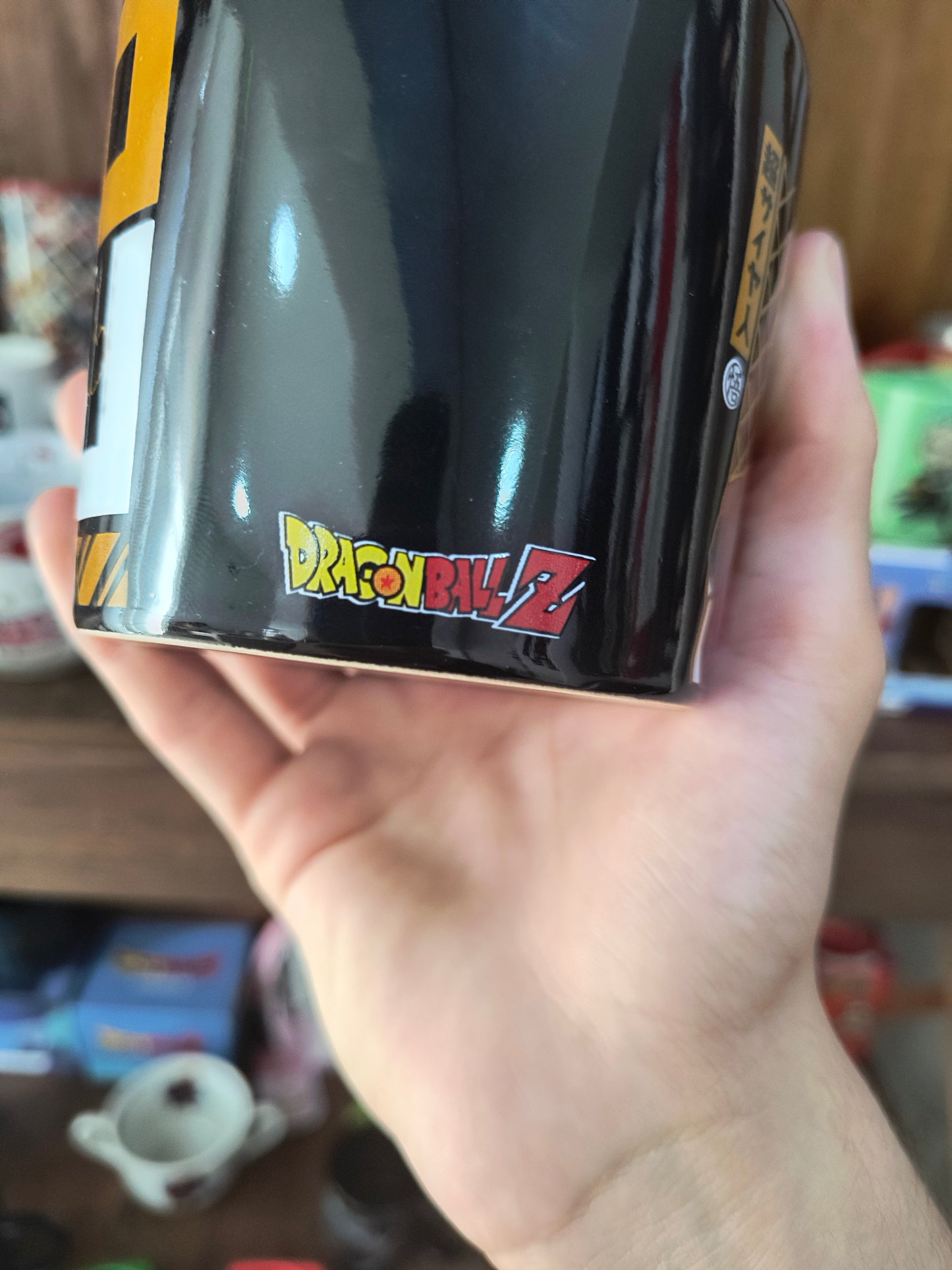 Caneca geek: Dragon Ball Z (Goku Super Sayajin)