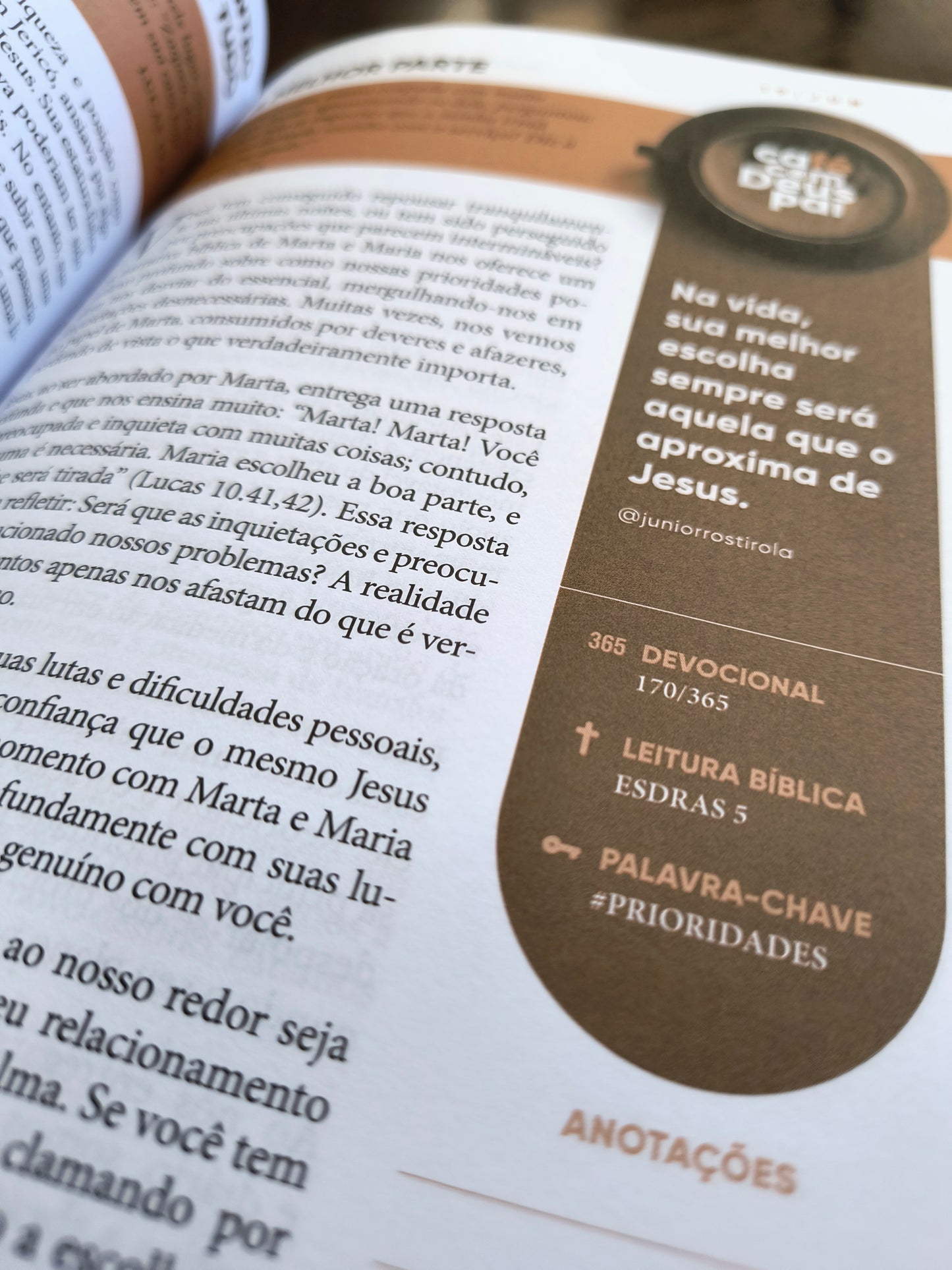 Café com Deus Pai - Edição 2025
