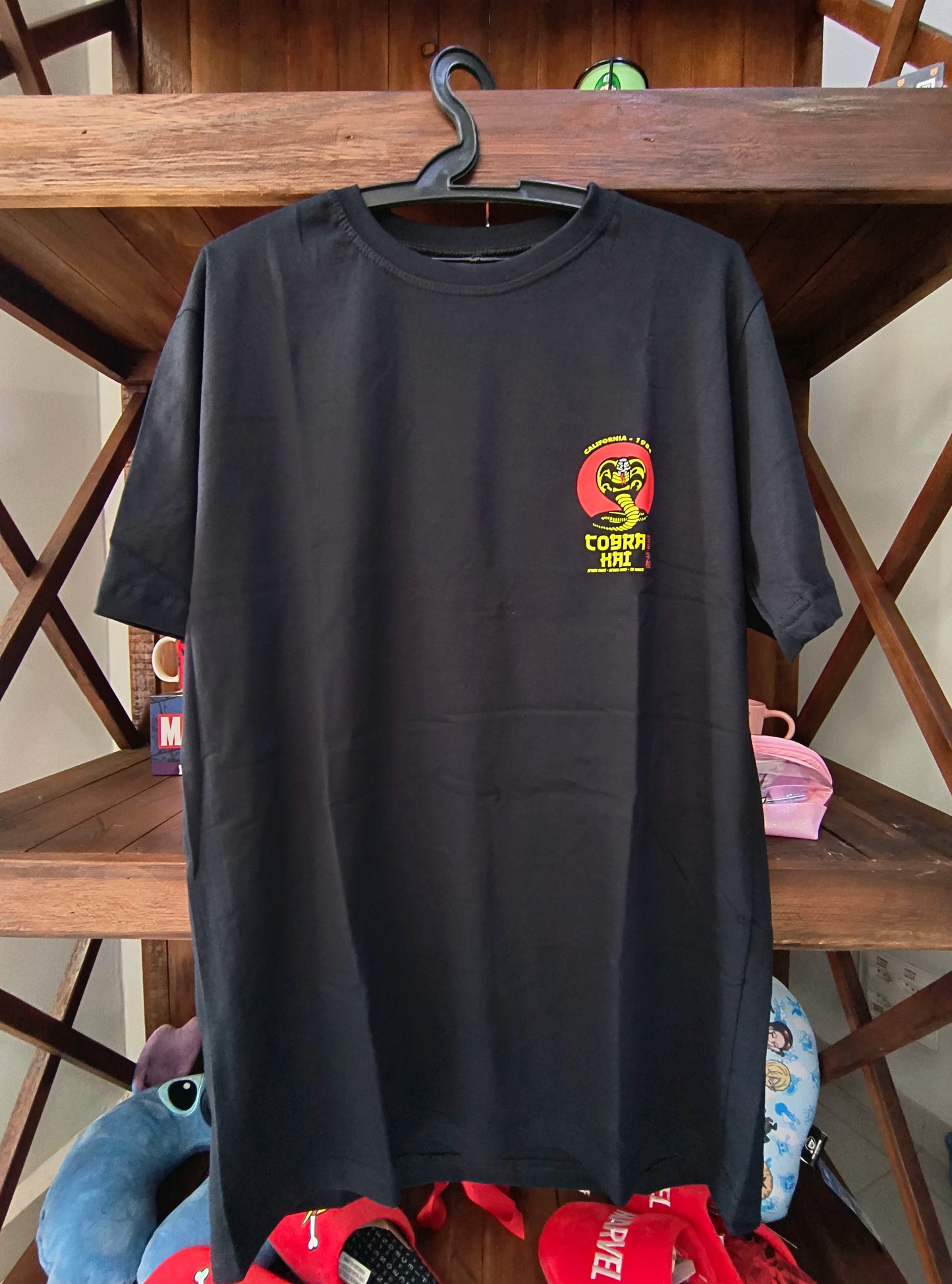 Camiseta Cobra Kai – Dojô Estampa Frente e Costas