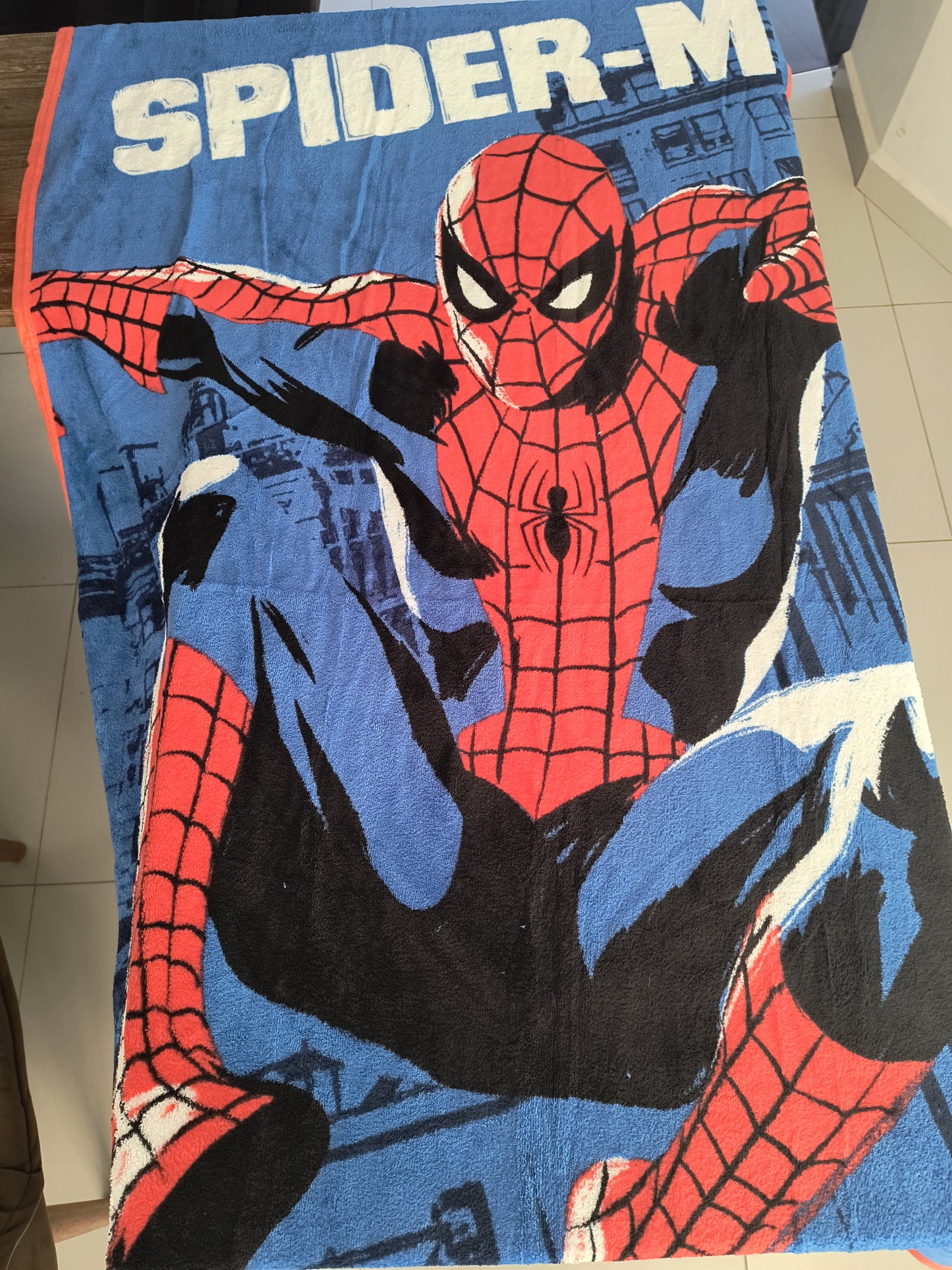 Kit Balde + Manta geek: Homem aranha