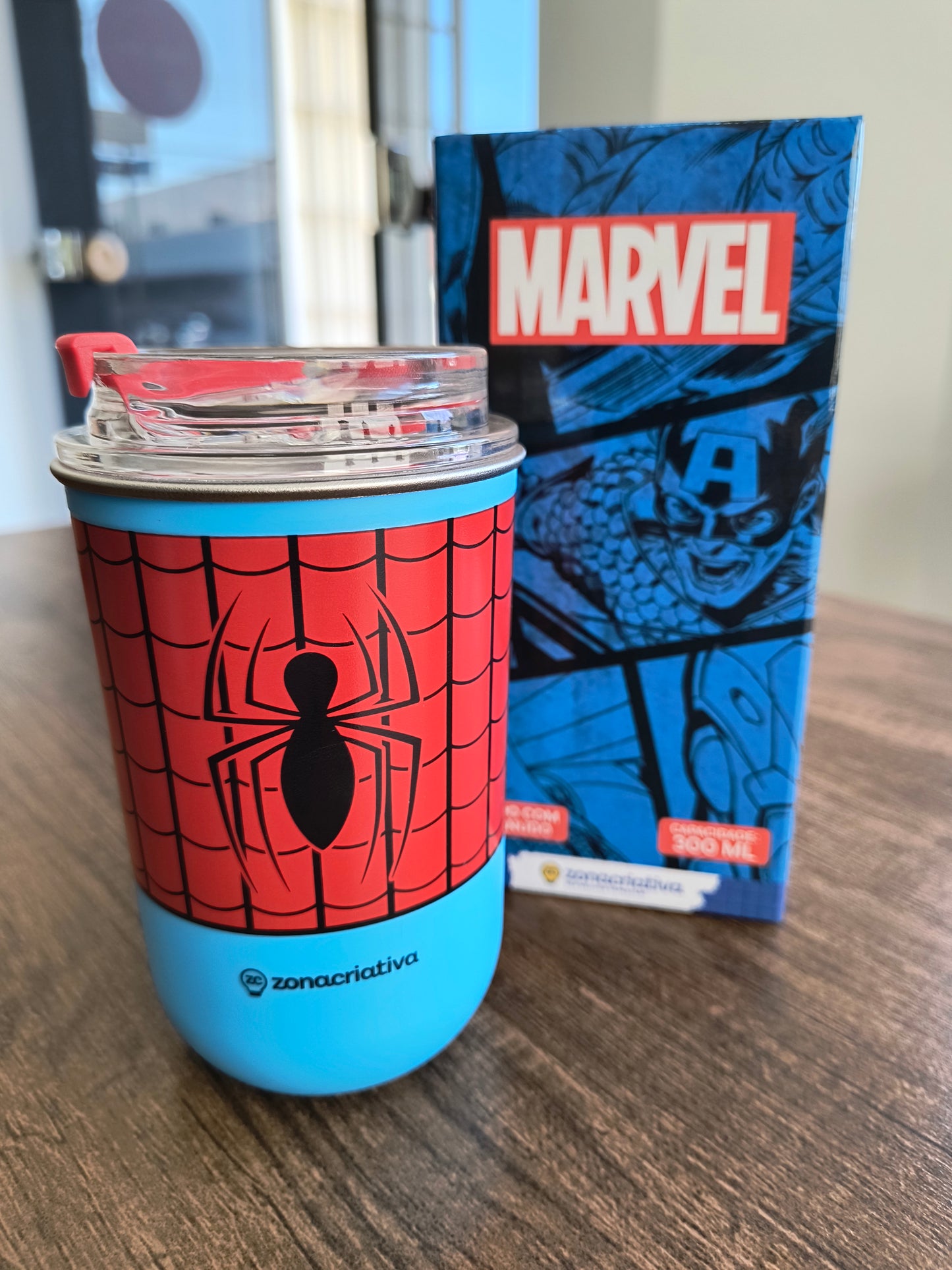 Copo de inox Geek: Marvel - Spiderman temático