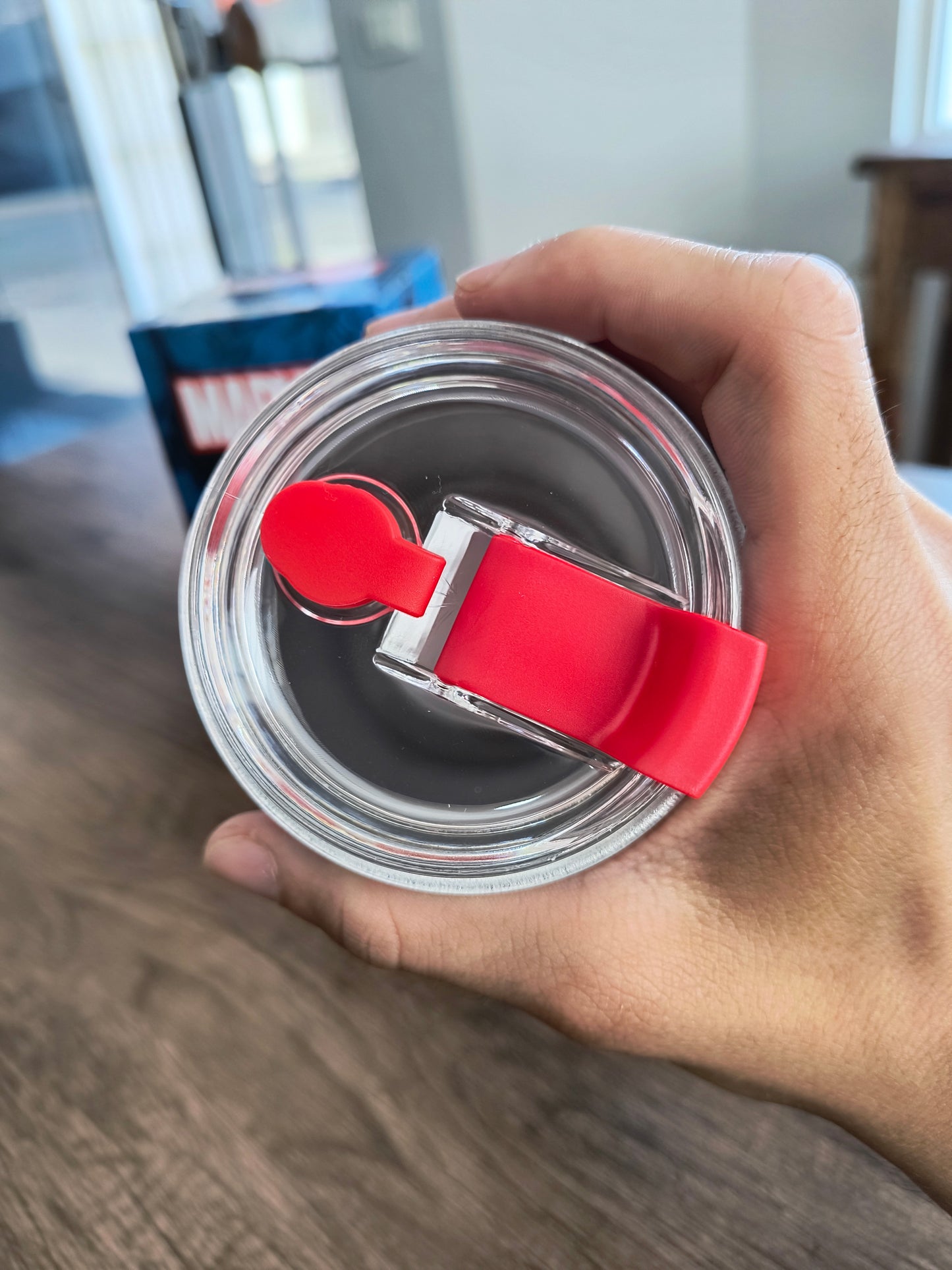 Copo de inox Geek: Marvel - Spiderman temático