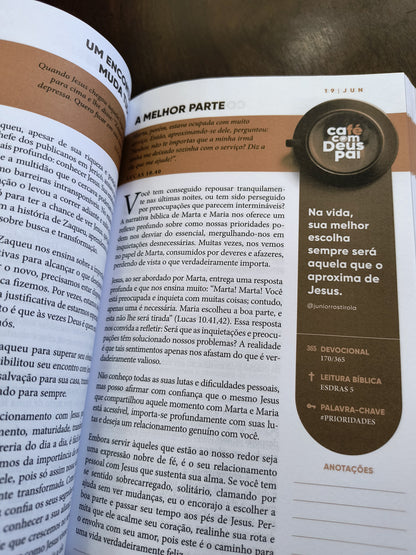 Café com Deus Pai - Edição 2025