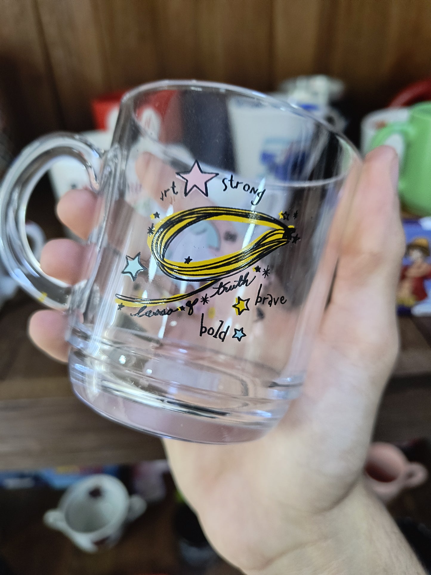 Caneca de vidro geek: DC comics (mulher maravilha, laço da verdade)